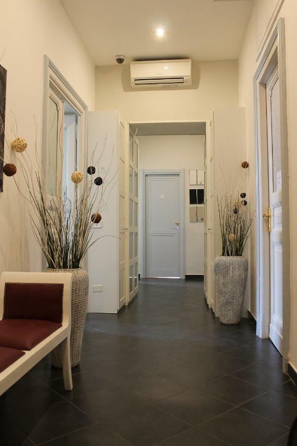 Alojamento de Acomodação e Pequeno-almoço Little Rose Roma